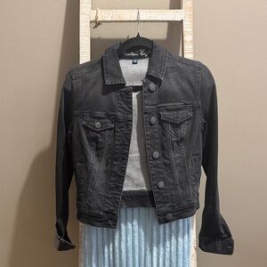 American Eagle Women's Black Denim Jacket